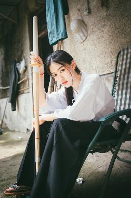 泡在我家的辣妹2季免费观看